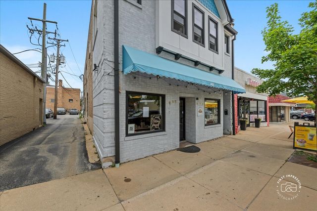 4958 Main Street, Downers Grove, IL 60515