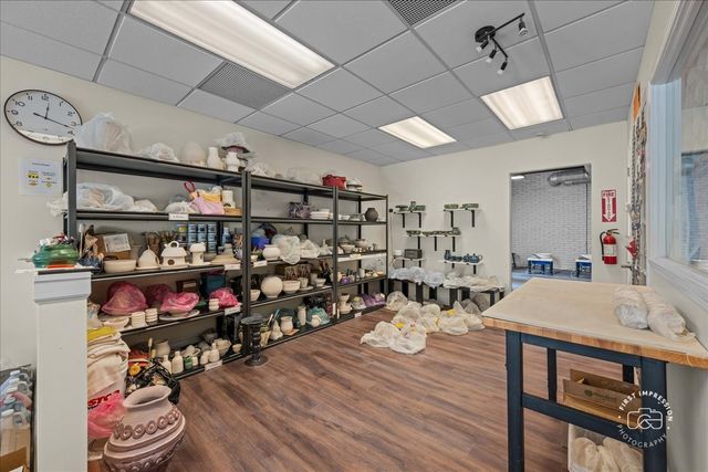 4958 Main Street, Downers Grove, IL 60515