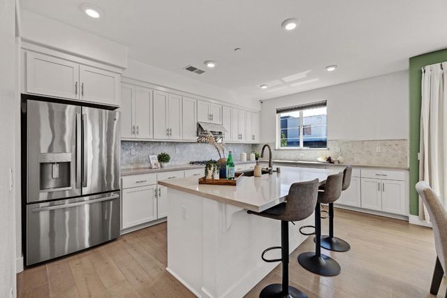 29272 Hub Lane, Hayward, CA 94544