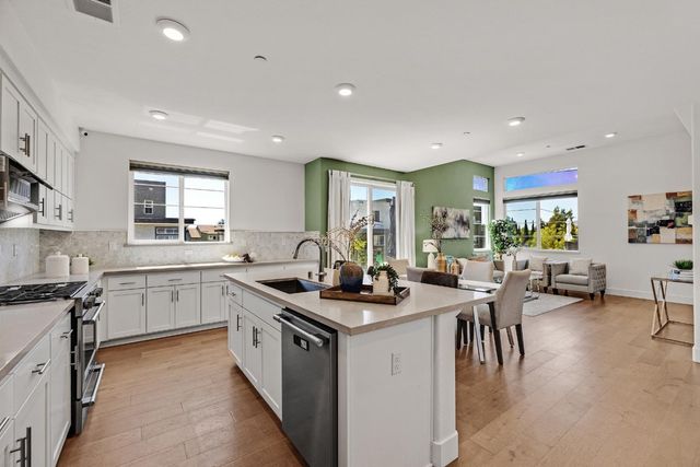 29272 Hub Lane, Hayward, CA 94544