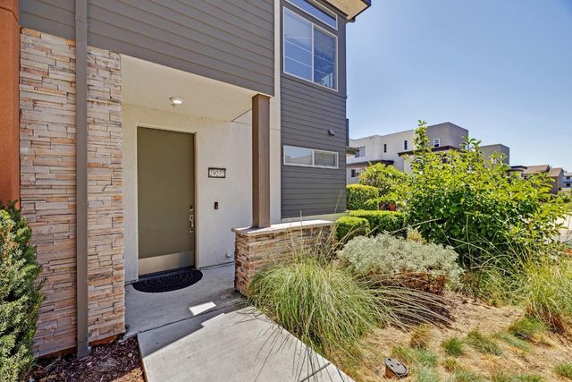 29272 Hub Lane, Hayward, CA 94544