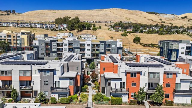 29272 Hub Lane, Hayward, CA 94544
