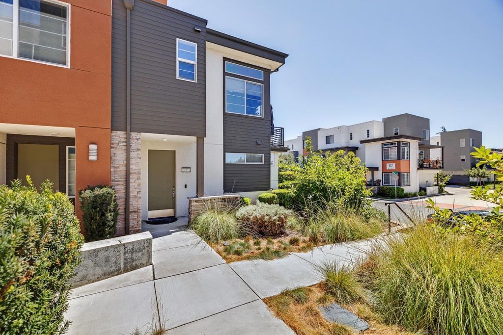 29272 Hub Lane, Hayward, CA 94544