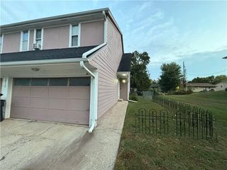 1312 E 123rd Terrace A, Olathe, KS 66061