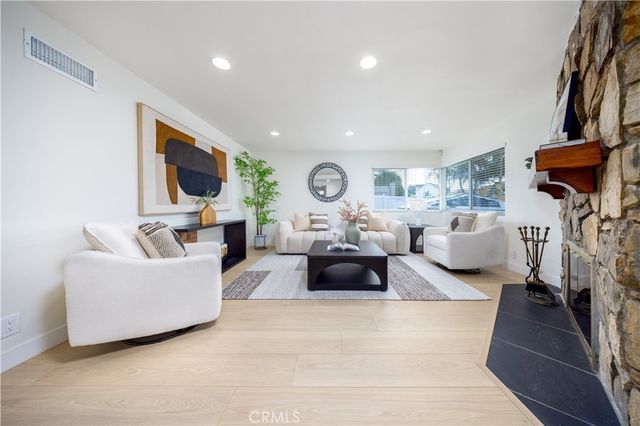 237 W Loma Alta, Altadena, CA 91001