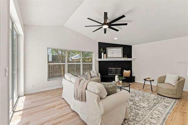 1887 WOOD BEND STREET, Tarpon Springs, FL 34689