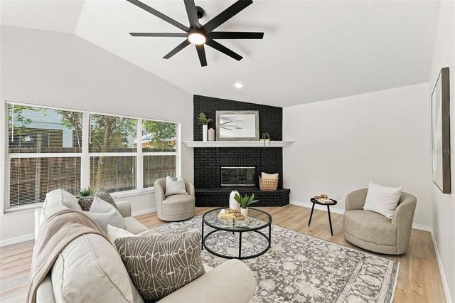 1887 WOOD BEND STREET, Tarpon Springs, FL 34689