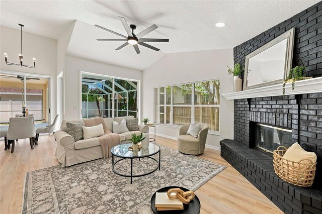1887 WOOD BEND STREET, Tarpon Springs, FL 34689