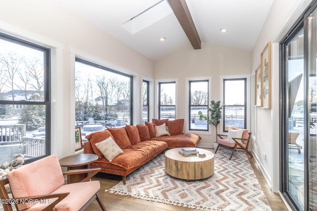 3302 Chapel Creek Drive, Perrysburg, OH 43551