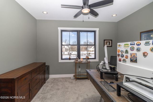 3302 Chapel Creek Drive, Perrysburg, OH 43551