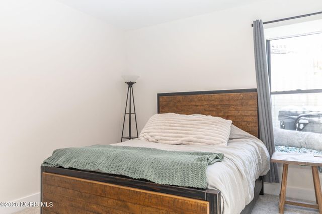 3302 Chapel Creek Drive, Perrysburg, OH 43551