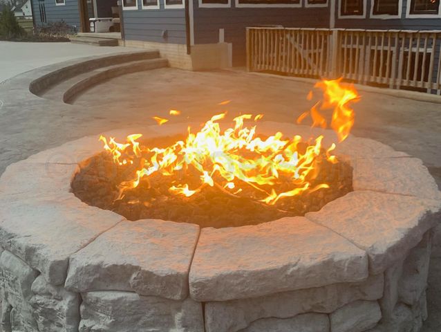 3302 Chapel Creek Drive, Perrysburg, OH 43551