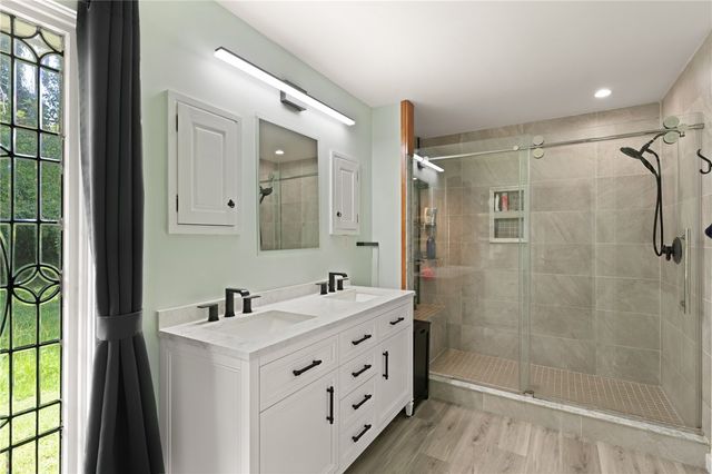 105 Ledbetter Ave, St Simons Island, GA 31522