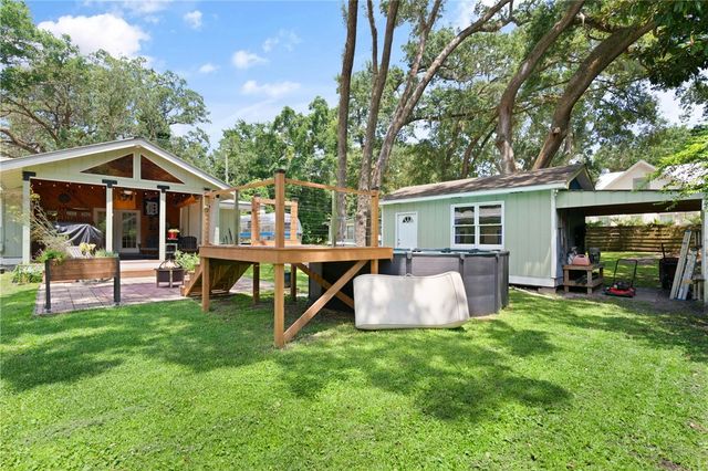 105 Ledbetter Ave, St Simons Island, GA 31522