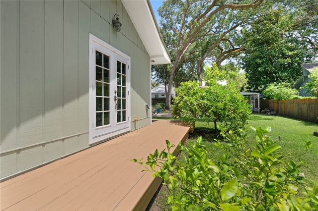 105 Ledbetter Ave, St Simons Island, GA 31522