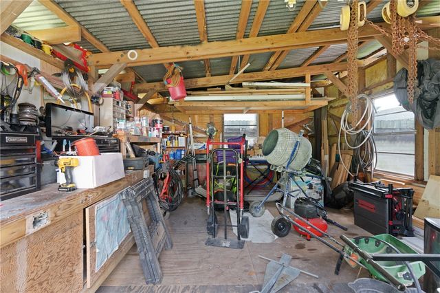 105 Ledbetter Ave, St Simons Island, GA 31522