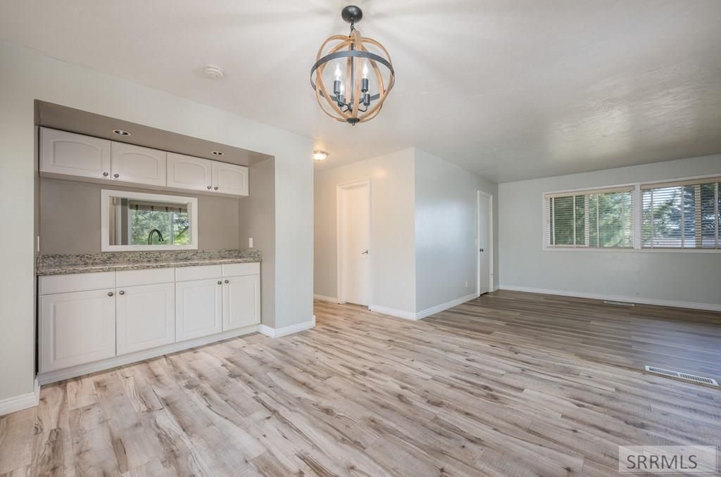 Image 16 of property listing at 12000 S Sunrise Circle, Idaho Falls, ID 83404