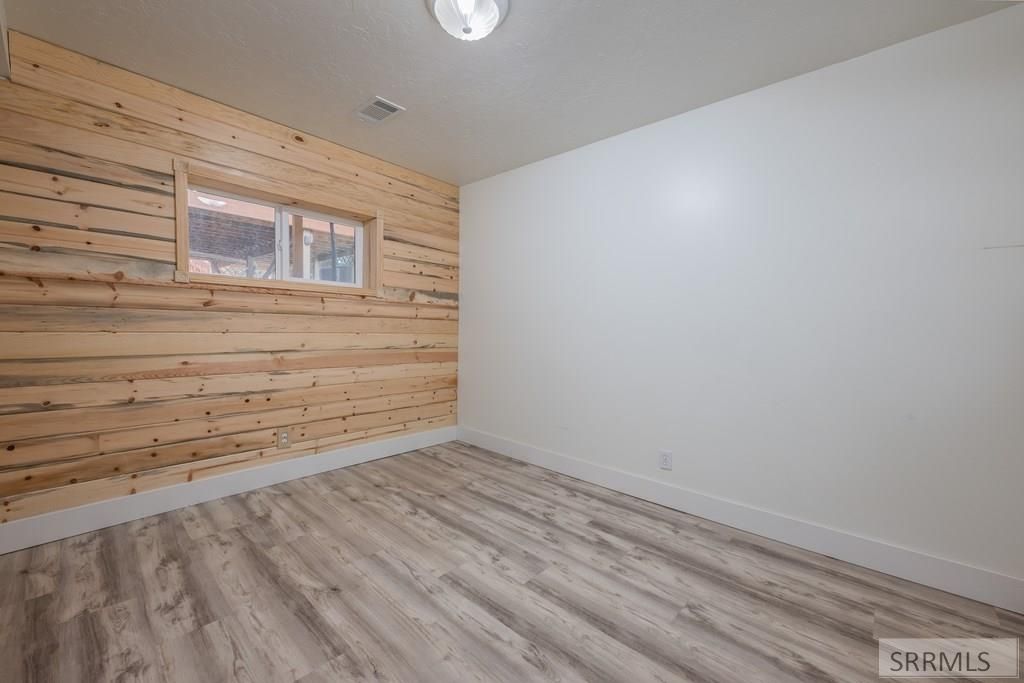 Image 4 of property listing at 12000 S Sunrise Circle, Idaho Falls, ID 83404