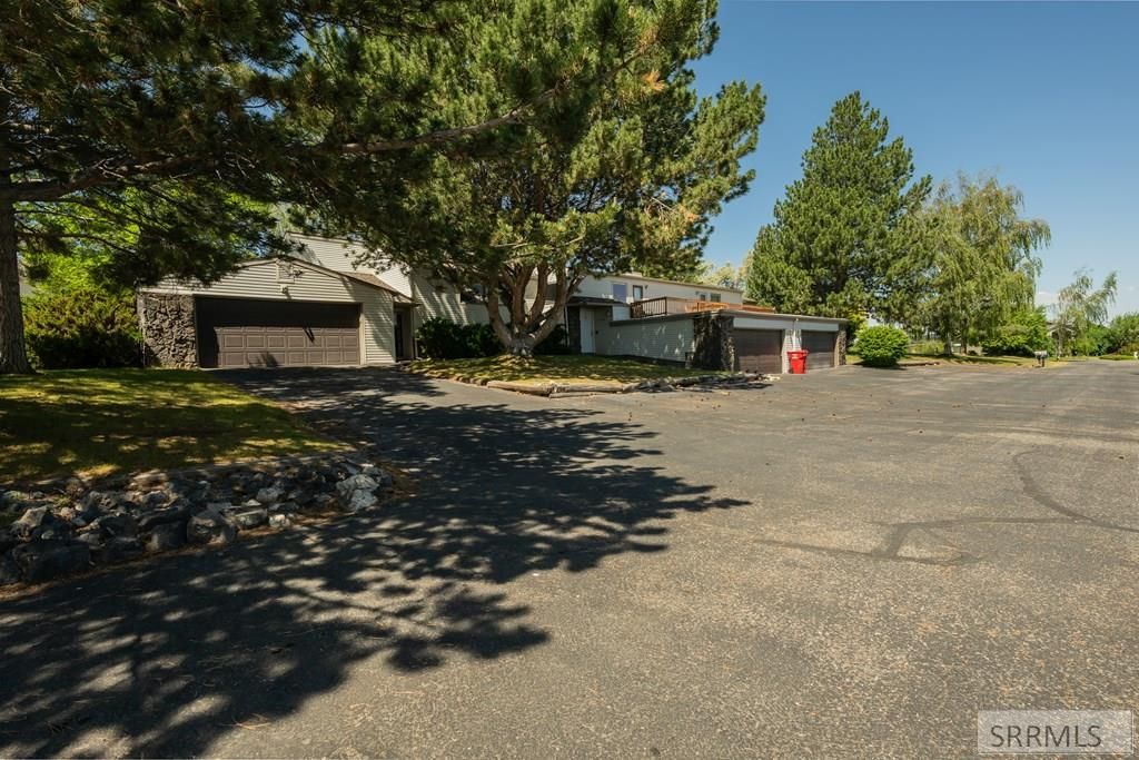 Image 45 of property listing at 12000 S Sunrise Circle, Idaho Falls, ID 83404