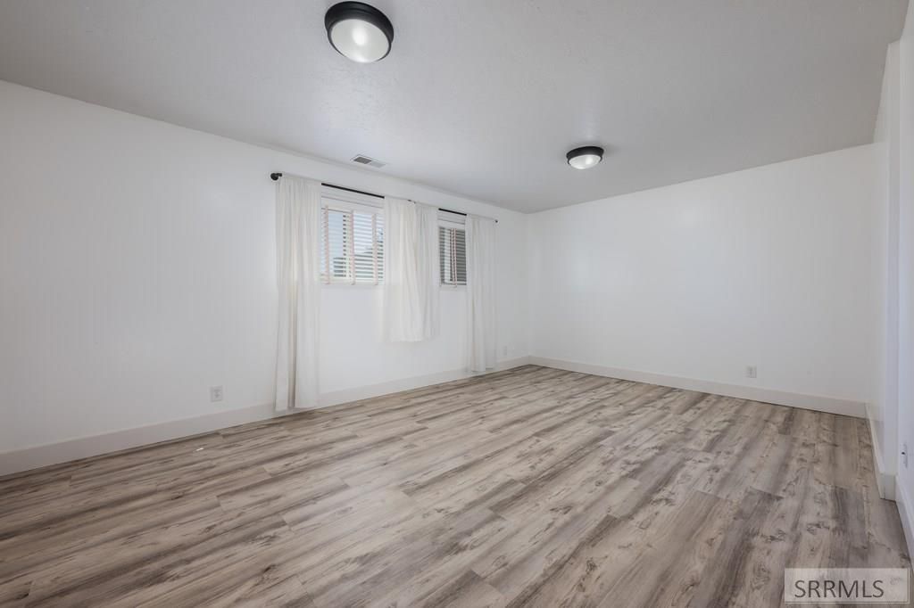 Image 6 of property listing at 12000 S Sunrise Circle, Idaho Falls, ID 83404