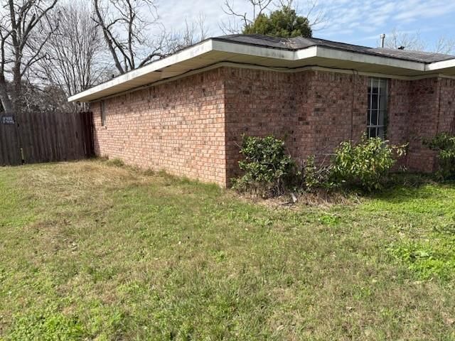 3416 Walnut Drive, Bay City, TX 77414