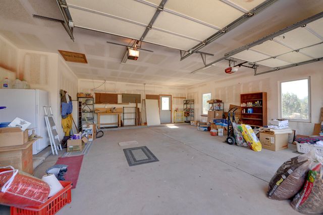 12 Calle Conejo Road, Tijeras, NM 87059