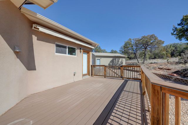 12 Calle Conejo Road, Tijeras, NM 87059