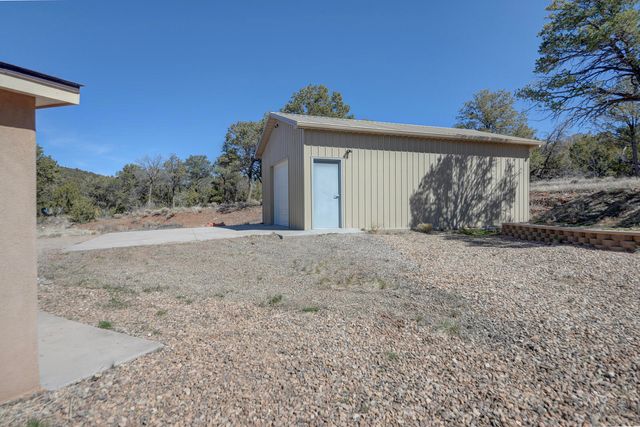 12 Calle Conejo Road, Tijeras, NM 87059