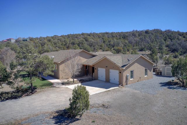 12 Calle Conejo Road, Tijeras, NM 87059