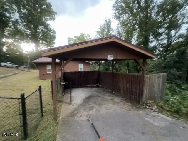 3910 Bond Drive, Kingsport, TN 37664