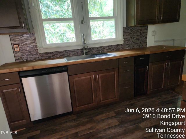 3910 Bond Drive, Kingsport, TN 37664