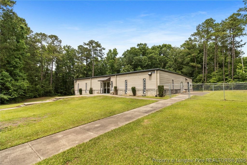 215 Coates Road, Linden, NC 28356 — photo 3