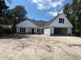 504 Saratoga Road, Sneads Ferry, NC 28460