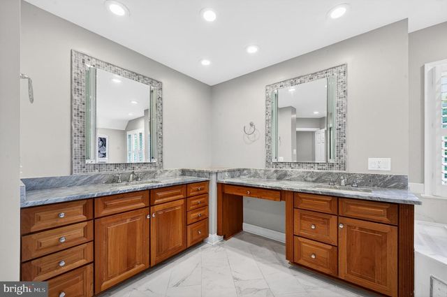 11700 TALLEY CT, Oakton, VA 22124