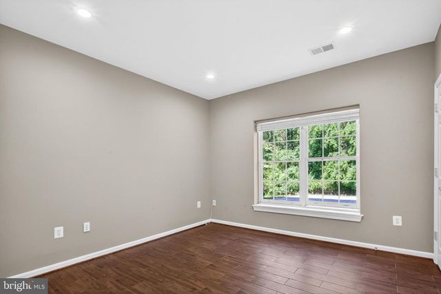 11700 TALLEY CT, Oakton, VA 22124