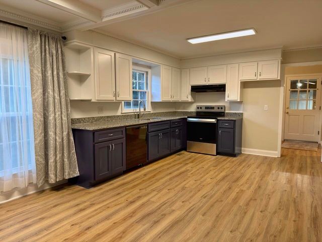 5760 Brookland Drive, Sumter, SC 29154