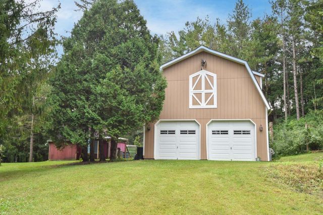 741 Decorah ROAD, West Bend, WI 53095