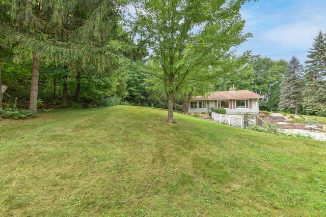 741 Decorah ROAD, West Bend, WI 53095