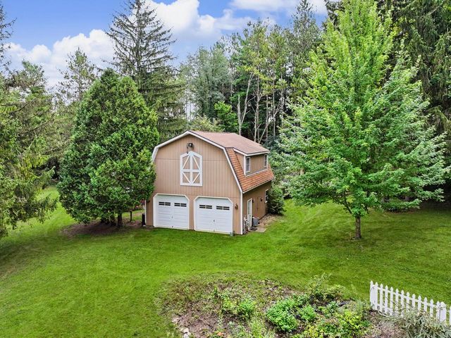 741 Decorah ROAD, West Bend, WI 53095