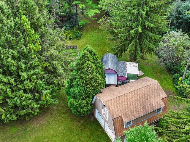 741 Decorah ROAD, West Bend, WI 53095