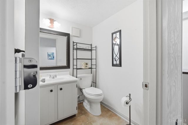 9678 Iris Drive, West Chester, OH 45241