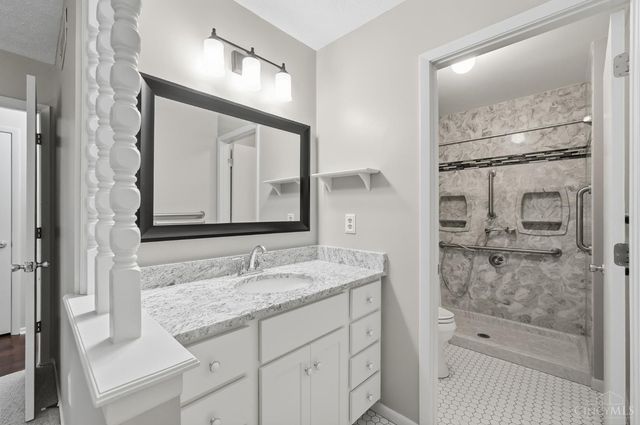 9678 Iris Drive, West Chester, OH 45241