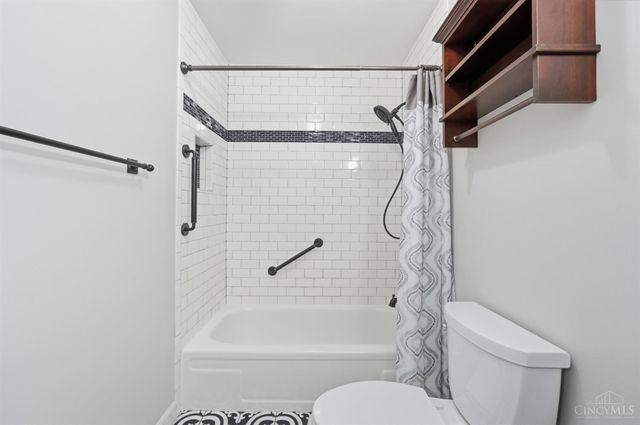 9678 Iris Drive, West Chester, OH 45241