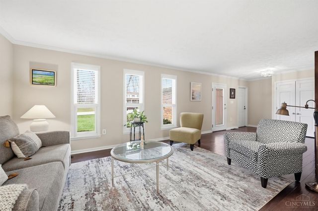 9678 Iris Drive, West Chester, OH 45241