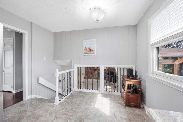 9678 Iris Drive, West Chester, OH 45241