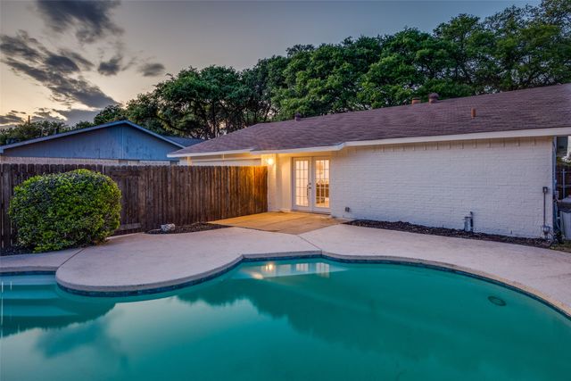 2822 Teakwood Drive, Garland, TX 75044