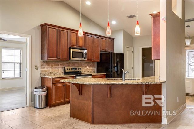 565 Vestige Mews, Foley, AL 36535