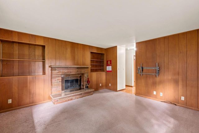 5503 W Silverleaf LANE, Brown Deer, WI 53223