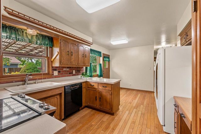 5503 W Silverleaf LANE, Brown Deer, WI 53223
