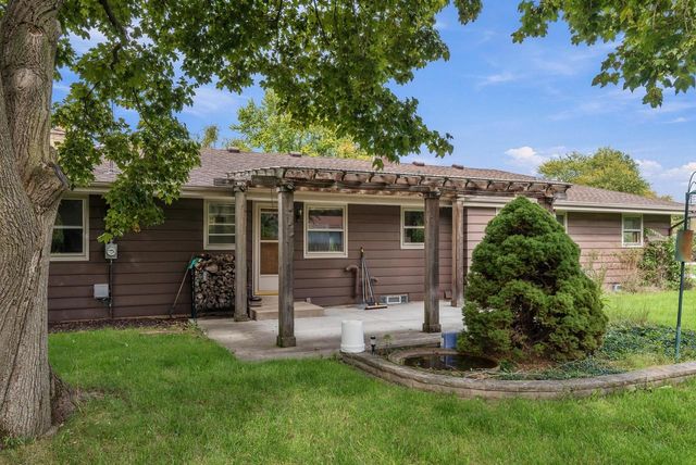 5503 W Silverleaf LANE, Brown Deer, WI 53223